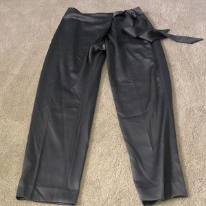 White House Black Market The Tapered Ankle Bow Pants Satin Gray‎ Size 2  2L